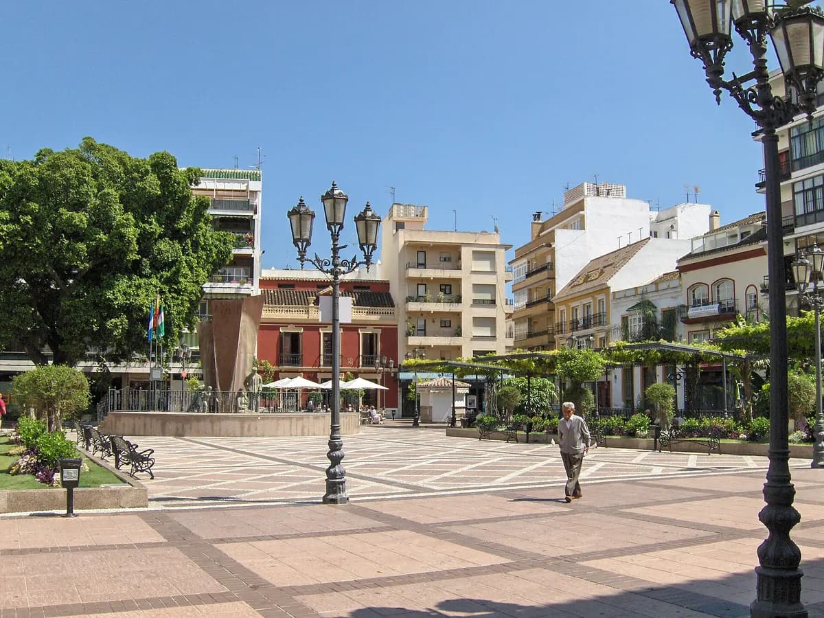 Plaza de la Constitución in Fuengirola town centre